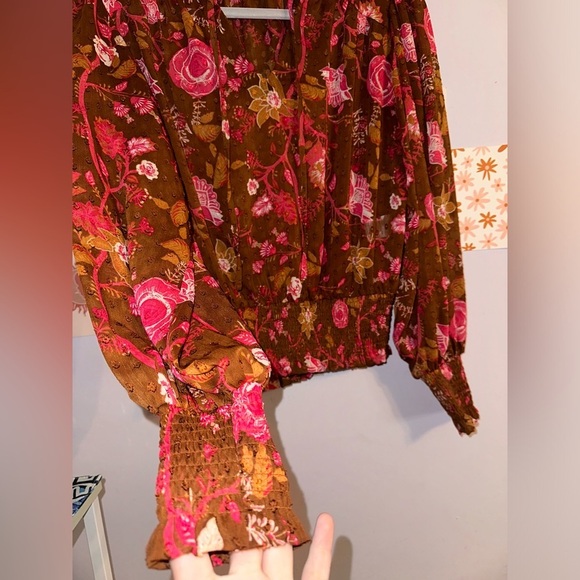 Joie Swiss Dot Floral Boho Blouse Like New Sz sm NWOT - Picture 3 of 5